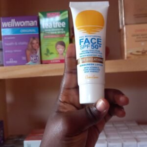 Cute Face Mattifying Sunscreen SPF 50+