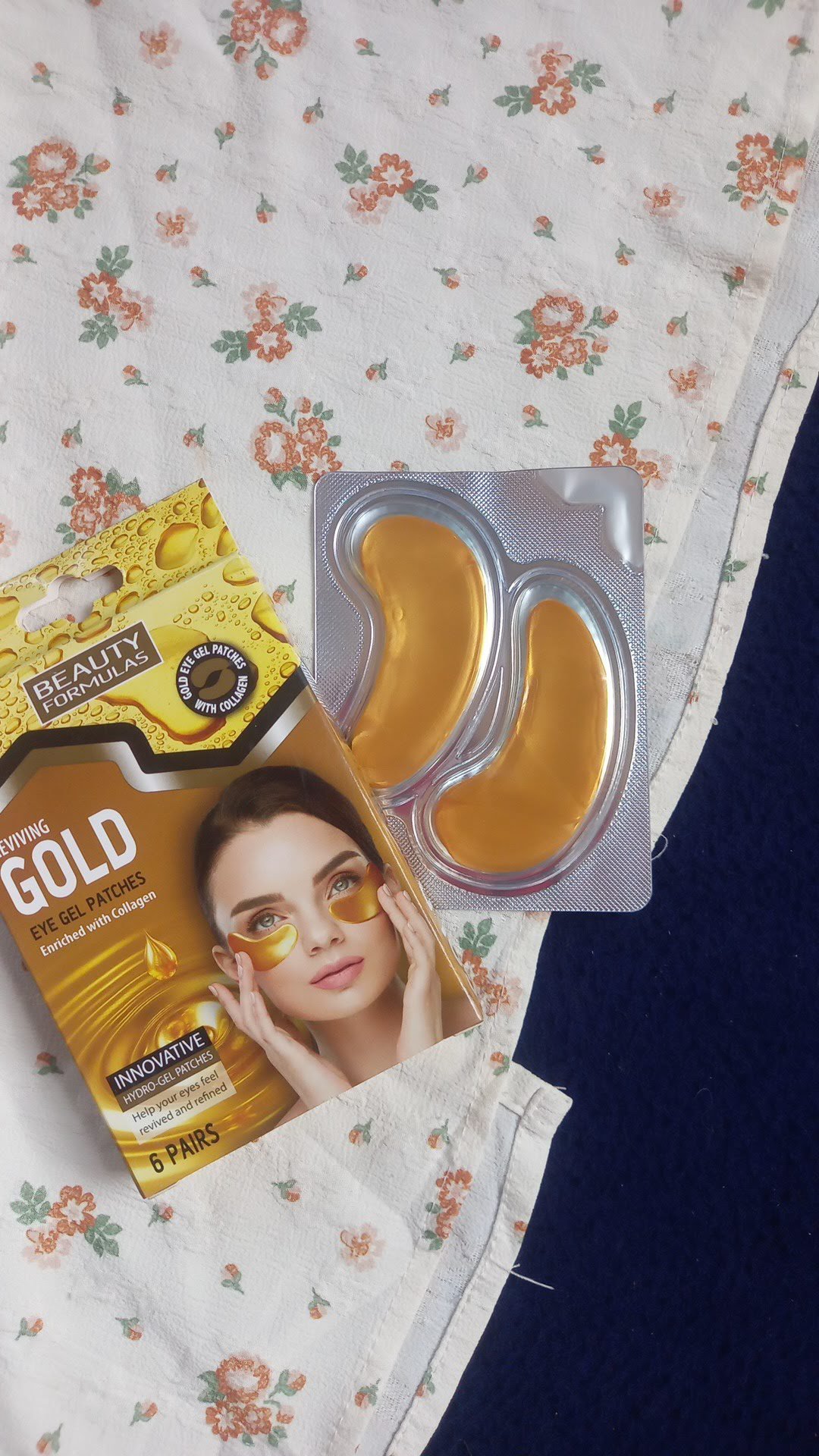 Beauty Formulas Reviving Gold Eye Gel Patches - Image 2
